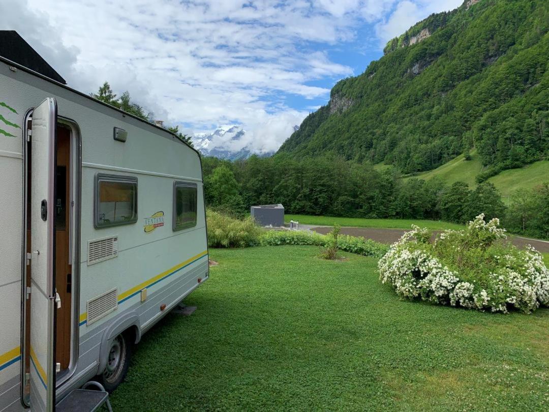 Revier Caravan-Ig Und Cool Hatzingen Eksteriør bilde